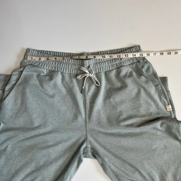 VUORI Women’s performance jogger Stormy Heather - Picture 10 of 11